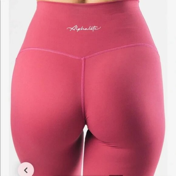 Alphalete Surface Elevation leggings in candy apple - Picture 2 of 7